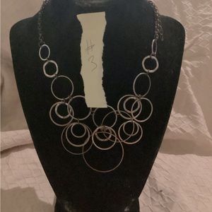 Fashion circles necklace